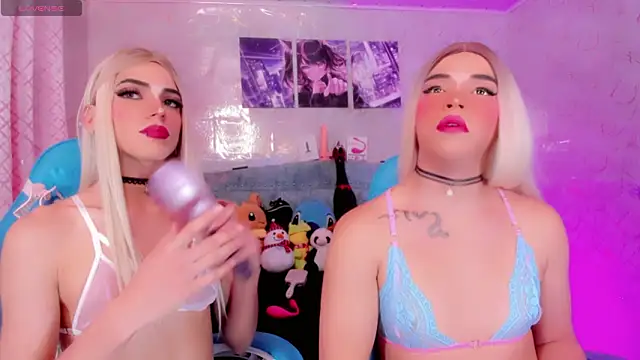 Snapshot of Kate_and_penny chatting on March 1, 2026, 1:16 am Kate and penny online show from March 1, 2026, 1:16 am