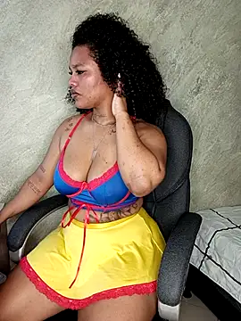 tanisha  lux online show from July 26, 2026, 4:41 am