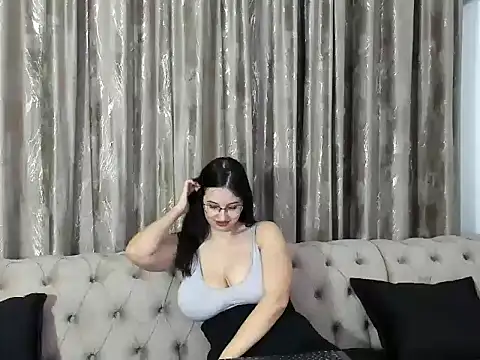 kirabelluci online show from January 31, 2026, 8:18 pm