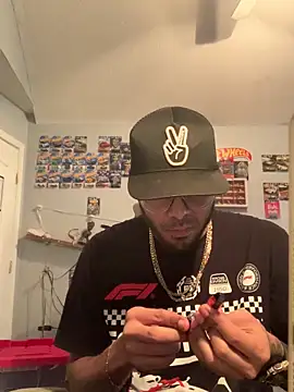 Snapshot of PRBoricua787 chatting on June 15, 2026, 4:50 pm PRBoricua787 online show from June 15, 2026, 4:50 pm