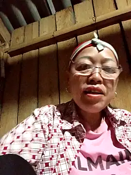 Snapshot of Agnes-baby chatting on March 3, 2026, 11:23 pm Agnes-baby online show from March 3, 2026, 11:23 pm