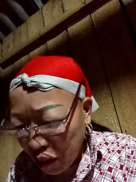 Snapshot of Agnes-baby chatting on February 16, 2026, 10:29 pm Agnes-baby online show from February 16, 2026, 10:29 pm