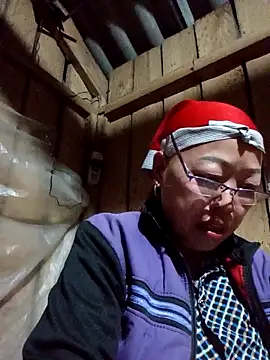 Snapshot of Agnes-baby chatting on February 21, 2026, 10:45 pm Agnes-baby online show from February 21, 2026, 10:45 pm