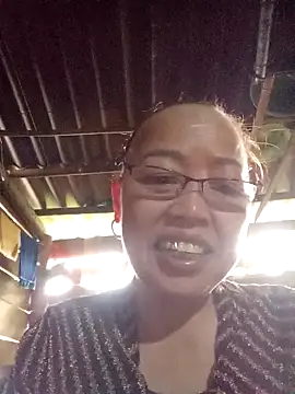 Snapshot of Agnes-baby chatting on February 27, 2026, 2:01 am Agnes-baby online show from February 27, 2026, 2:01 am