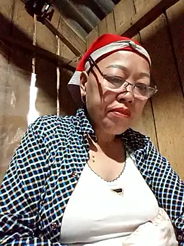 Snapshot of Agnes-baby chatting on March 20, 2026, 11:39 pm Agnes-baby online show from March 20, 2026, 11:39 pm