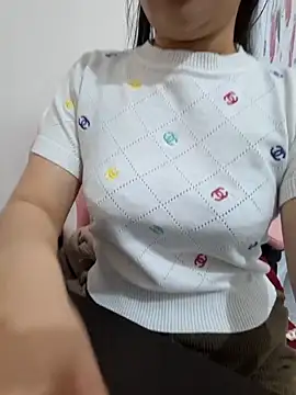 Avelyn-n online show from February 8, 2026, 2:31 am