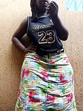 Bootyful me online show from February 8, 2026, 6:22 am