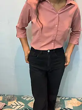 HotxAnamika online show from March 9, 2026, 3:21 am