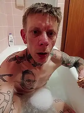 Der Schoene Penis online show from May 9, 2026, 7:50 pm