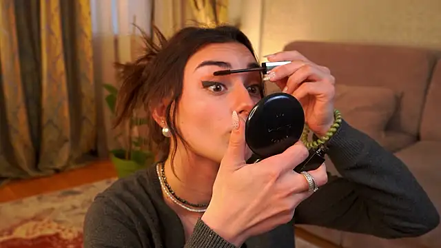 MinnaShummon online show from January 19, 2026, 9:24 am