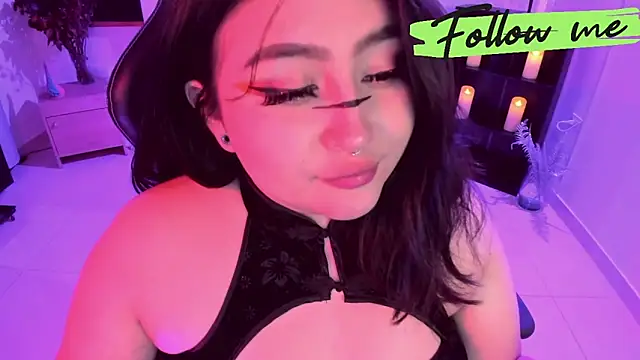 Sweet lenna online show from April 24, 2026, 10:56 pm