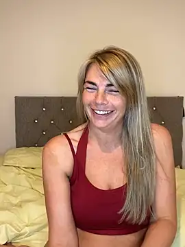 Scarlett the girlnextdoor online show from May 5, 2026, 9:07 pm