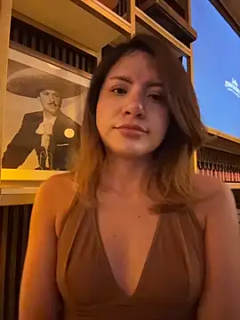 Snapshot of bombomcherry6 chatting on March 27, 2026, 7:50 am bombomcherry6 online show from March 27, 2026, 7:50 am