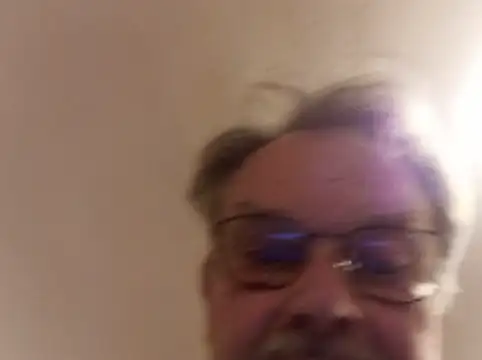 Snapshot of WildNomade chatting on February 26, 2026, 7:03 pm WildNomade online show from February 26, 2026, 7:03 pm