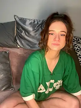 teenyblossom online show from January 7, 2026, 10:26 pm