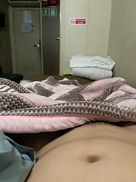 Snapshot of Donlphin76 chatting on March 27, 2026, 5:03 pm Donlphin76 online show from March 27, 2026, 5:03 pm