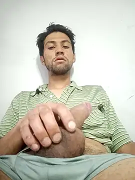 AlejandreBy online show from February 6, 2026, 11:56 pm