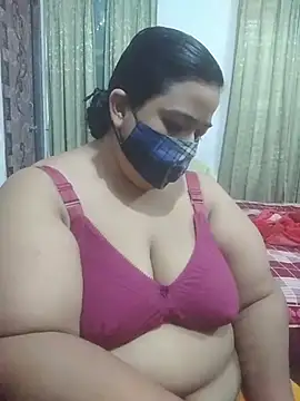 momo loves online show from June 26, 2026, 2:06 am