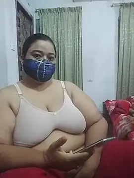 momo loves online show from March 3, 2026, 6:04 pm