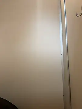 Snapshot of AshleyMur chatting on March 11, 2026, 6:18 am AshleyMur online show from March 11, 2026, 6:18 am