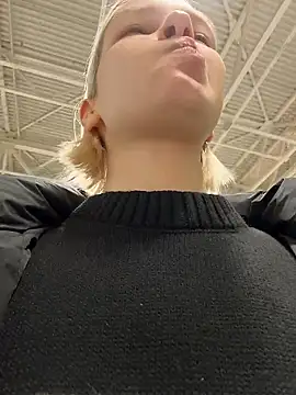 AshleyMur online show from January 18, 2026, 4:05 am