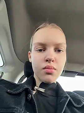 AshleyMur online show from June 21, 2026, 8:42 am