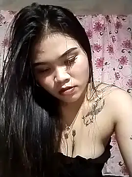 Snapshot of hotbabe69xx chatting on February 11, 2026, 1:00 pm hotbabe69xx online show from February 11, 2026, 1:00 pm