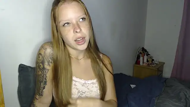 Piaaa3 online show from March 17, 2026, 4:48 am