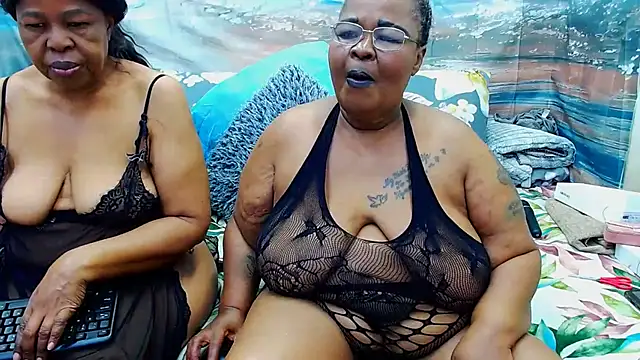 Snapshot of SEXY_MATURExx chatting on July 22, 2026, 5:04 pm SEXY MATURExx online show from July 22, 2026, 5:04 pm