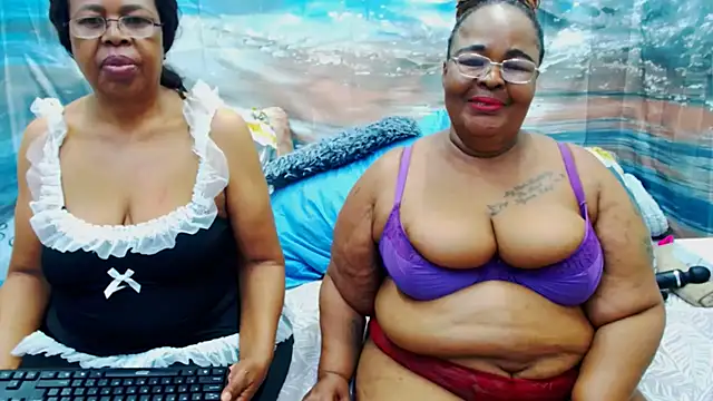 Snapshot of SEXY_MATURExx chatting on July 30, 2026, 8:41 pm SEXY MATURExx online show from July 30, 2026, 8:41 pm