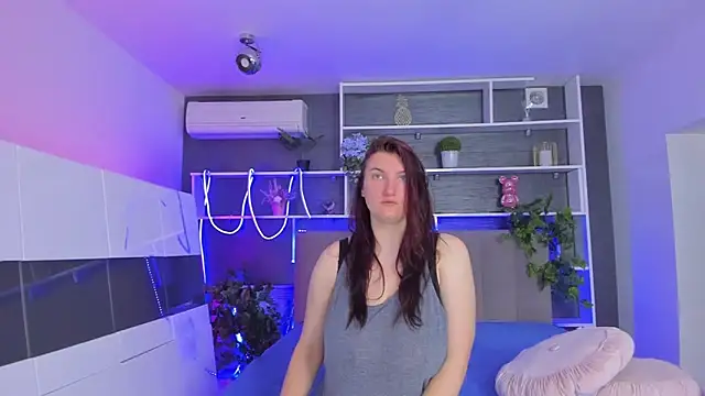Snapshot of StephieRousee chatting on May 8, 2026, 5:22 am StephieRousee online show from May 8, 2026, 5:22 am