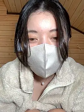 minami room online show from January 11, 2026, 4:19 am