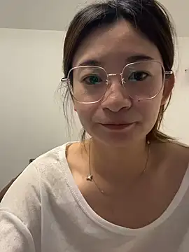Snapshot of Xiaojuzi- chatting on June 7, 2026, 2:22 pm Xiaojuzi- online show from June 7, 2026, 2:22 pm
