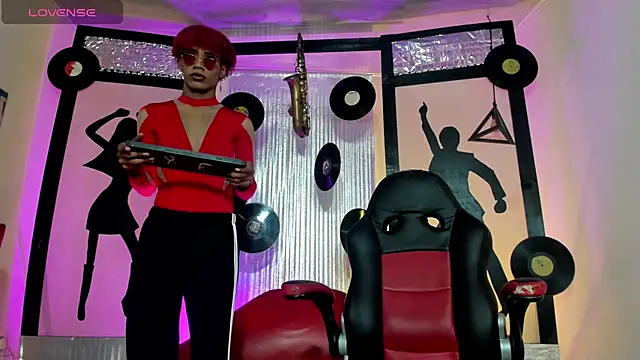 Femboy hot24 online show from January 6, 2026, 8:57 pm