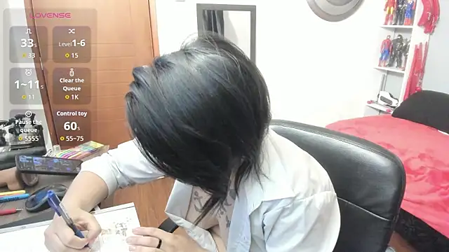 Zoe hero online show from February 3, 2026, 11:21 pm