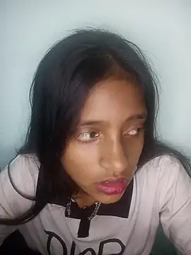 nikita ranii online show from June 24, 2026, 4:11 am