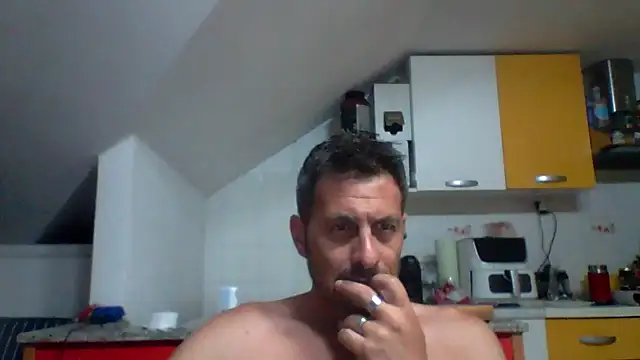 colosone online show from June 9, 2026, 8:21 pm