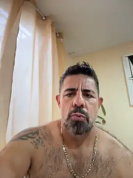 Snapshot of wolfbucker chatting on July 28, 2026, 2:13 pm wolfbucker online show from July 28, 2026, 2:13 pm