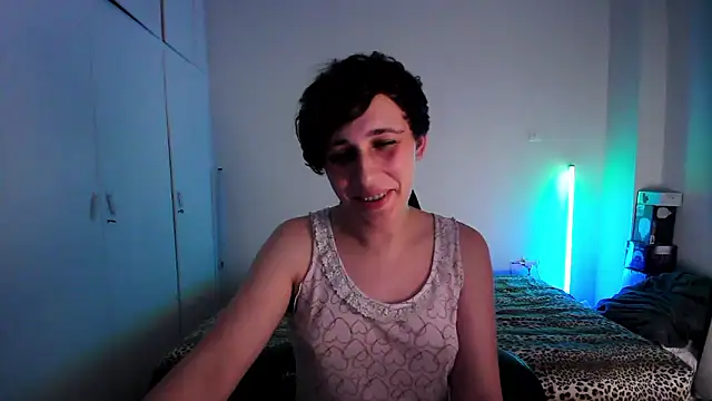 Snapshot of HoneyValentine chatting on June 21, 2026, 7:52 pm HoneyValentine online show from June 21, 2026, 7:52 pm