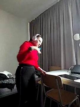 LissieDemons online show from February 2, 2026, 11:53 am