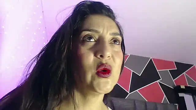 samanta xi online show from February 6, 2026, 5:14 am