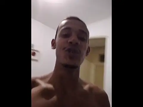 Magrinhodelicia011 online show from June 20, 2026, 11:54 pm