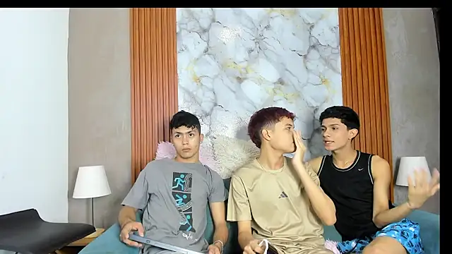 AVENGER BOYS2026 online show from June 23, 2026, 7:23 pm