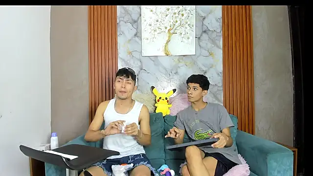 AVENGER BOYS2026 online show from June 21, 2026, 7:19 pm