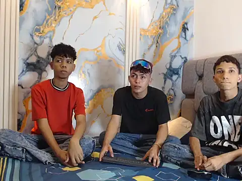 AVENGER BOYS2026 online show from August 5, 2026, 9:09 pm