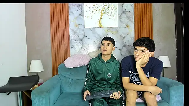 AVENGER BOYS2026 online show from July 3, 2026, 7:20 pm