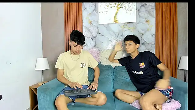 AVENGER BOYS2026 online show from June 19, 2026, 7:20 pm