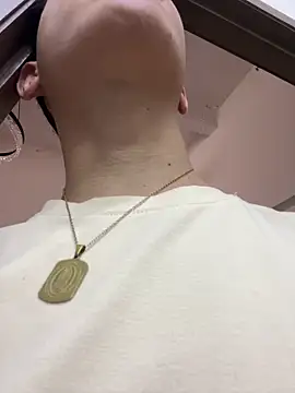 Iamcami  online show from February 21, 2026, 7:16 pm