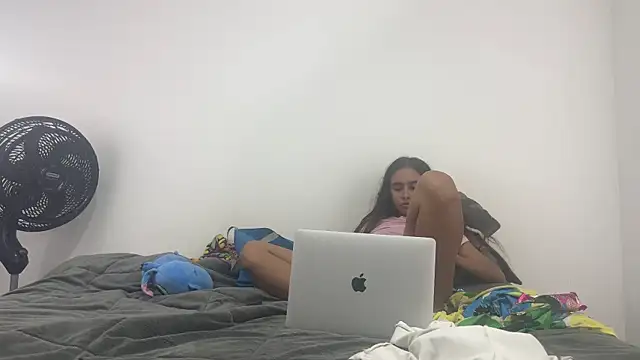 Sarah sumemers online show from July 2, 2026, 8:15 pm