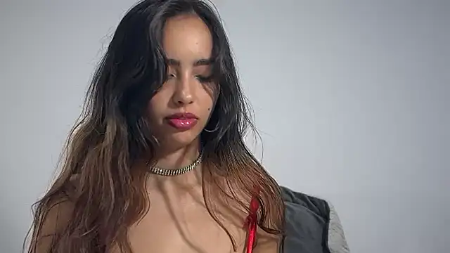 Sarah sumemers online show from July 25, 2026, 9:54 pm